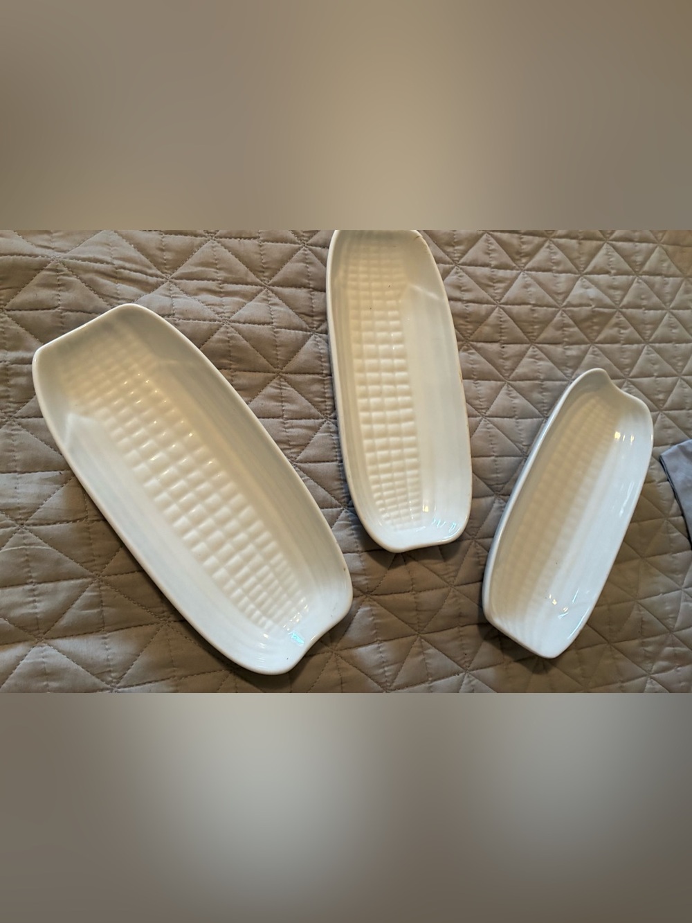 3 Corn-on-the-Cob CORDON BLEU Serving Dishes Oven/Microwave/Dishwasher Safe!